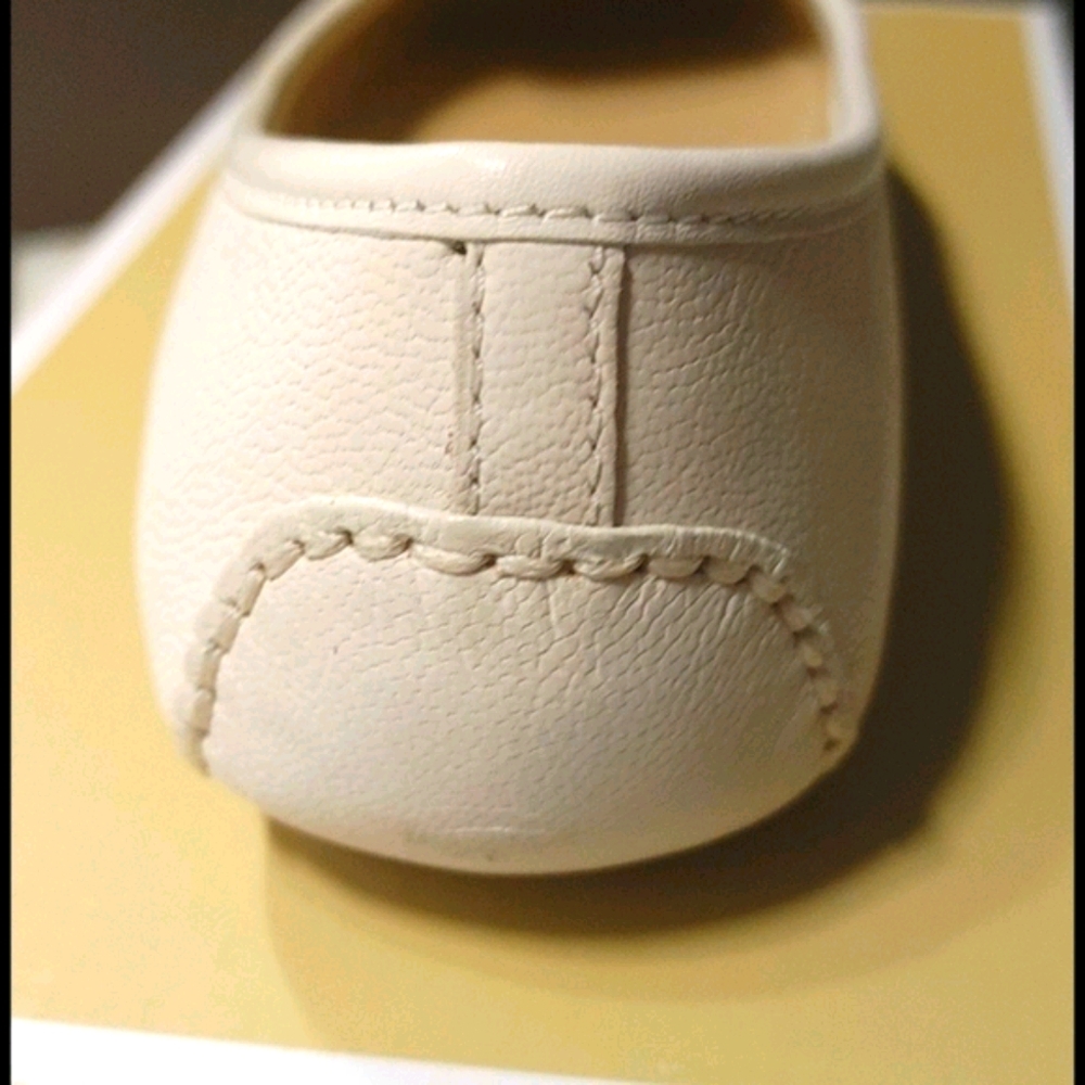 Michael Kors FULTON MOC Leather Ballet Flats MK Cream Gold Size 6 NEW - Picture 4 of 5